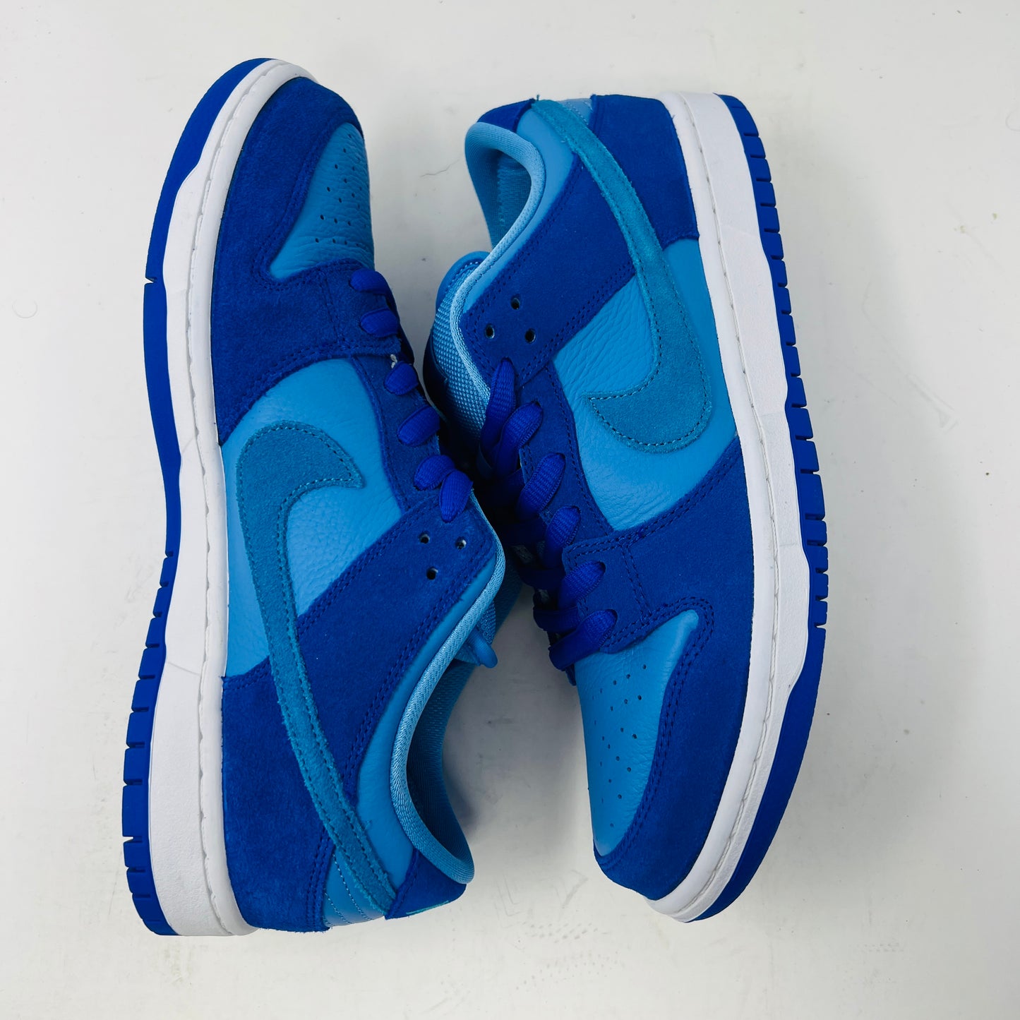 Nike SB Dunk Low Blue Raspberry
