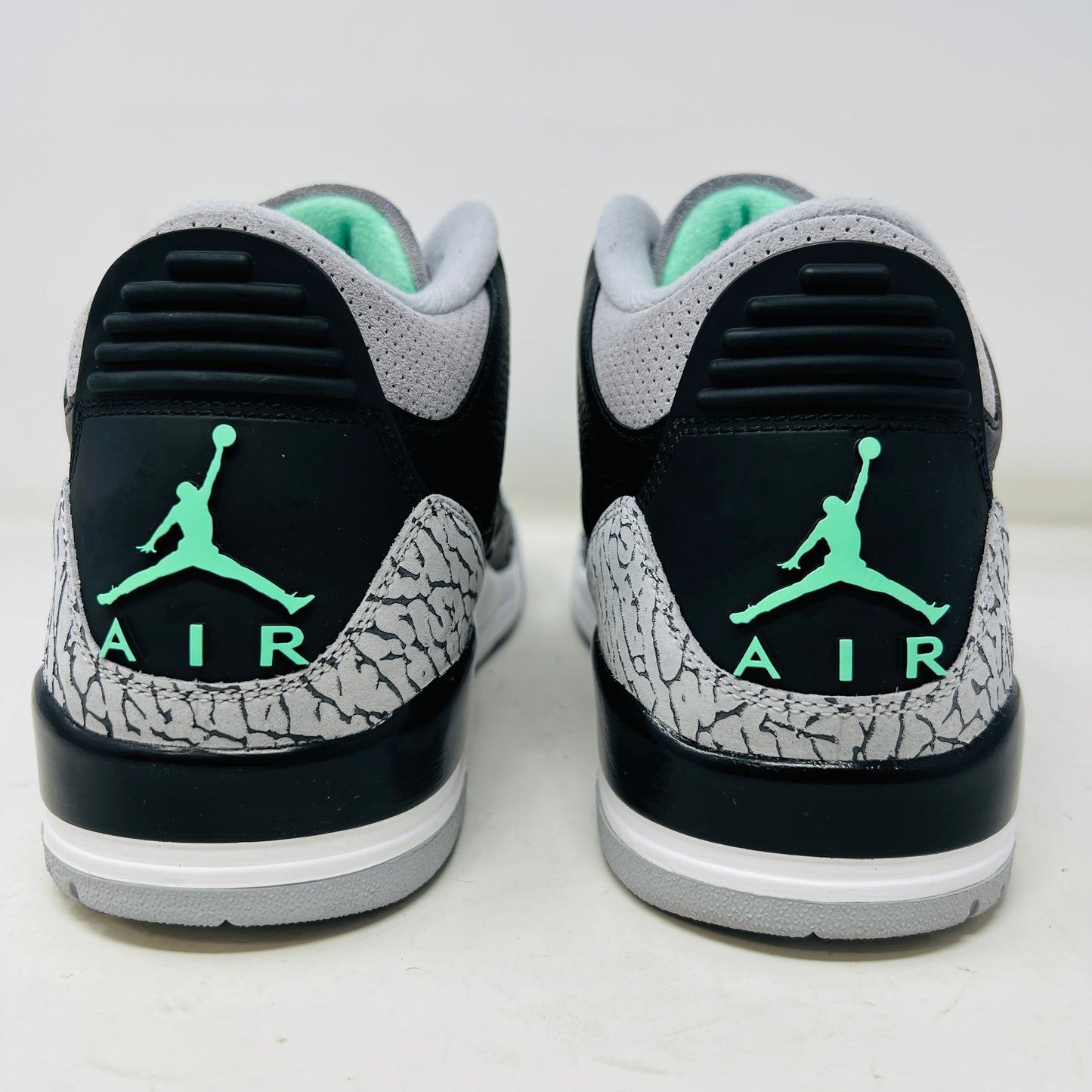 Jordan 3 Retro Green Glow