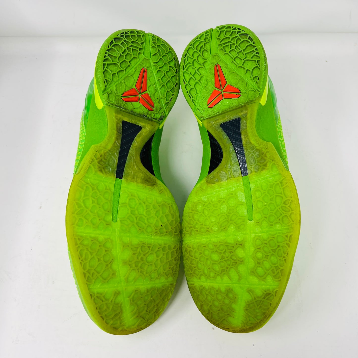 Nike Kobe 6 Protro Grinch (2020)