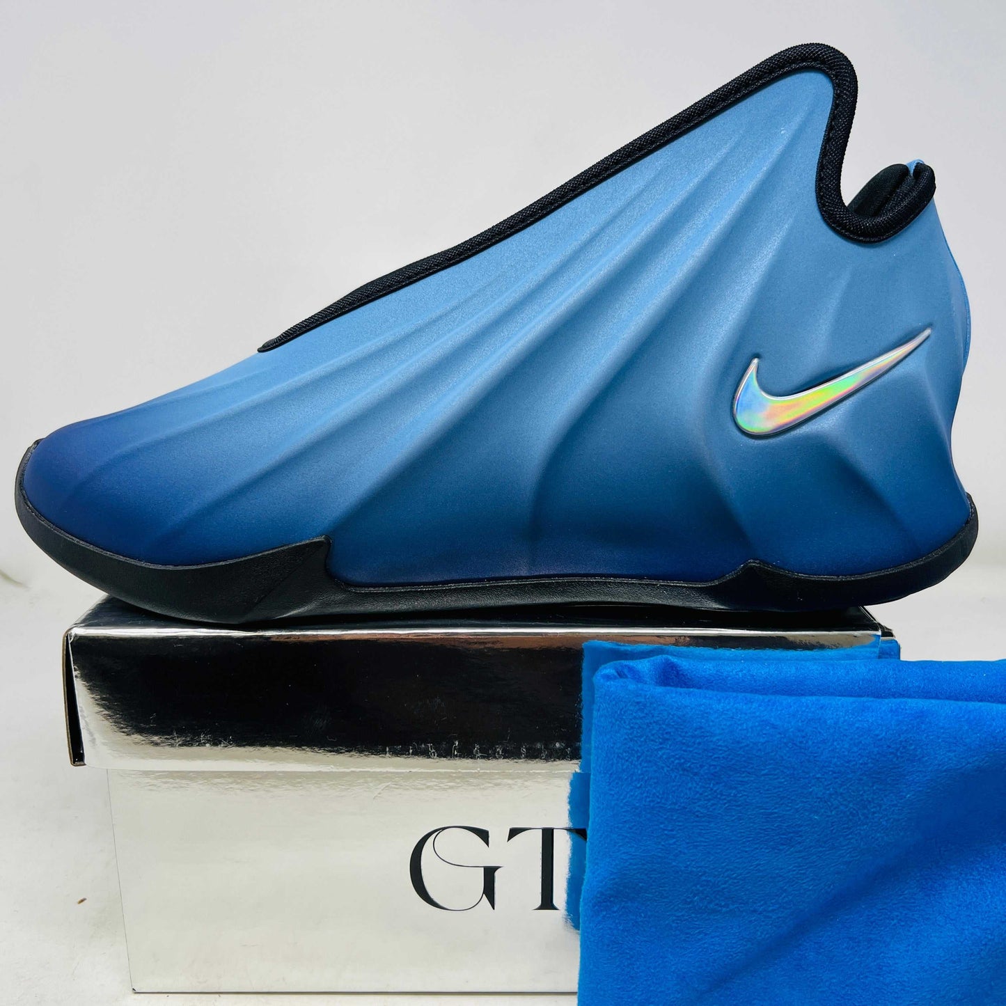 Nike GT Future Wale Valor Blue sneaker brand new with dust bag and hang tag 2025 model