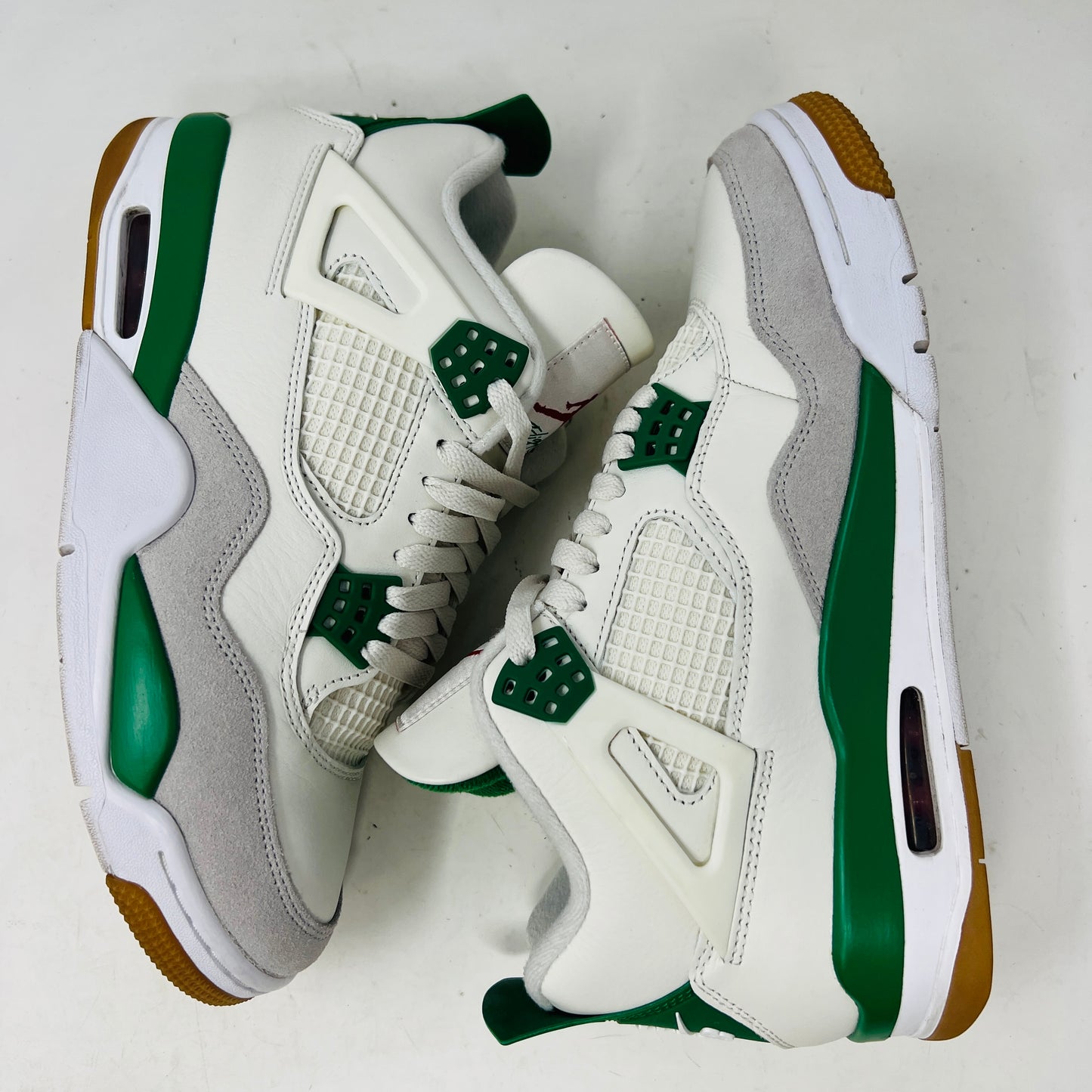 Jordan 4 Retro SB Pine Green