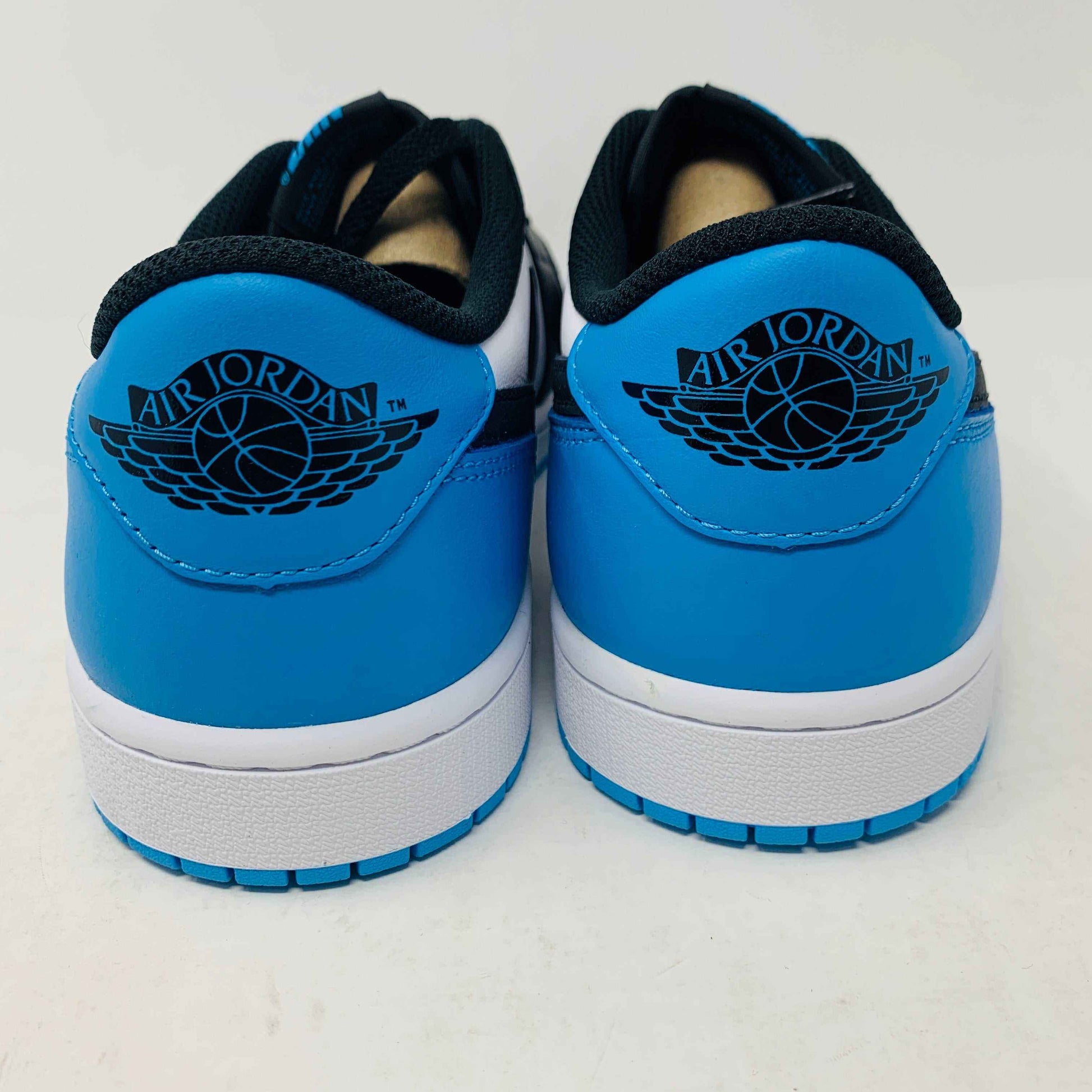Jordan 1 Low OG Powder Blue sneakers, brand new, 2022 release, featuring extra blue laces.