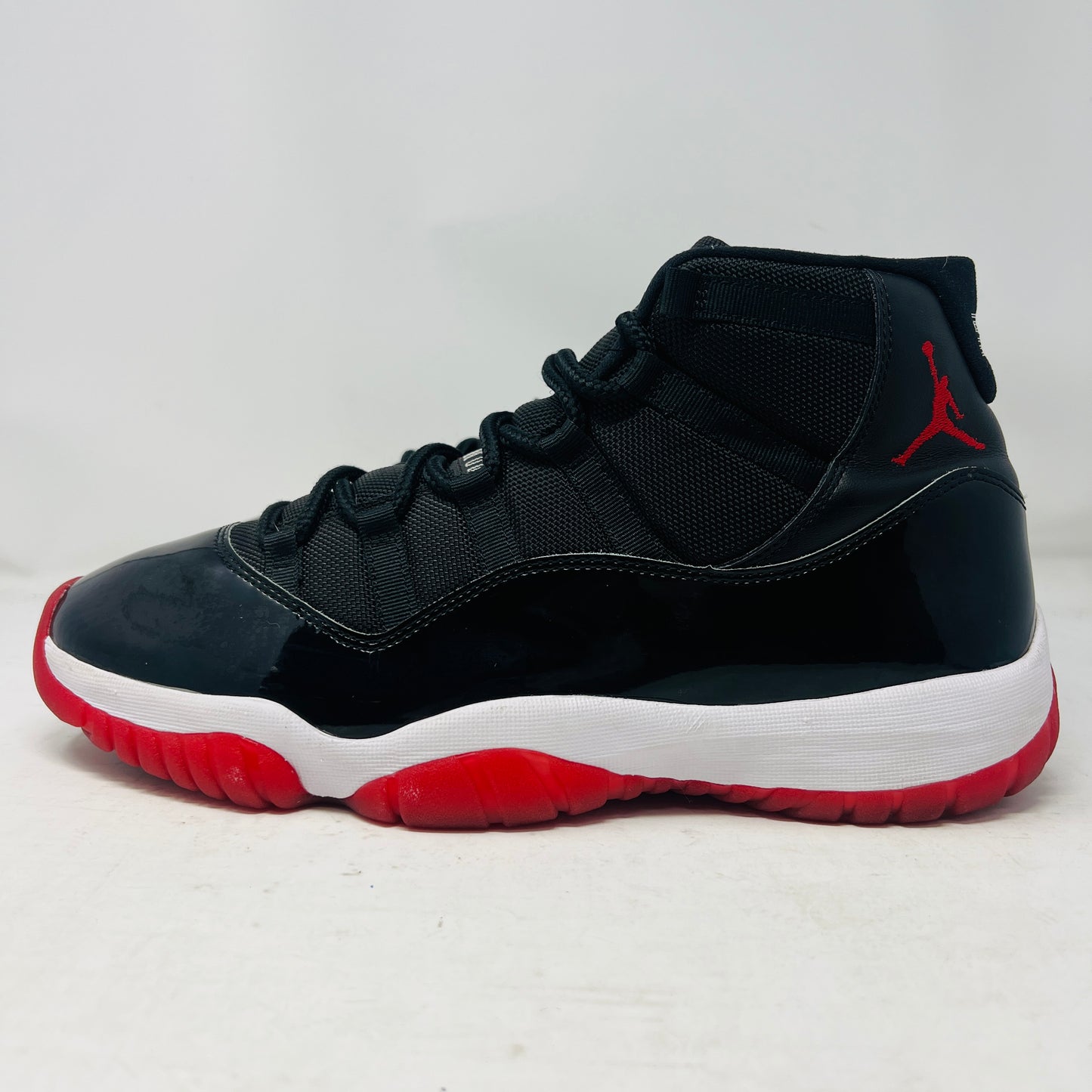 Jordan 11 Retro Playoffs Bred (2019)