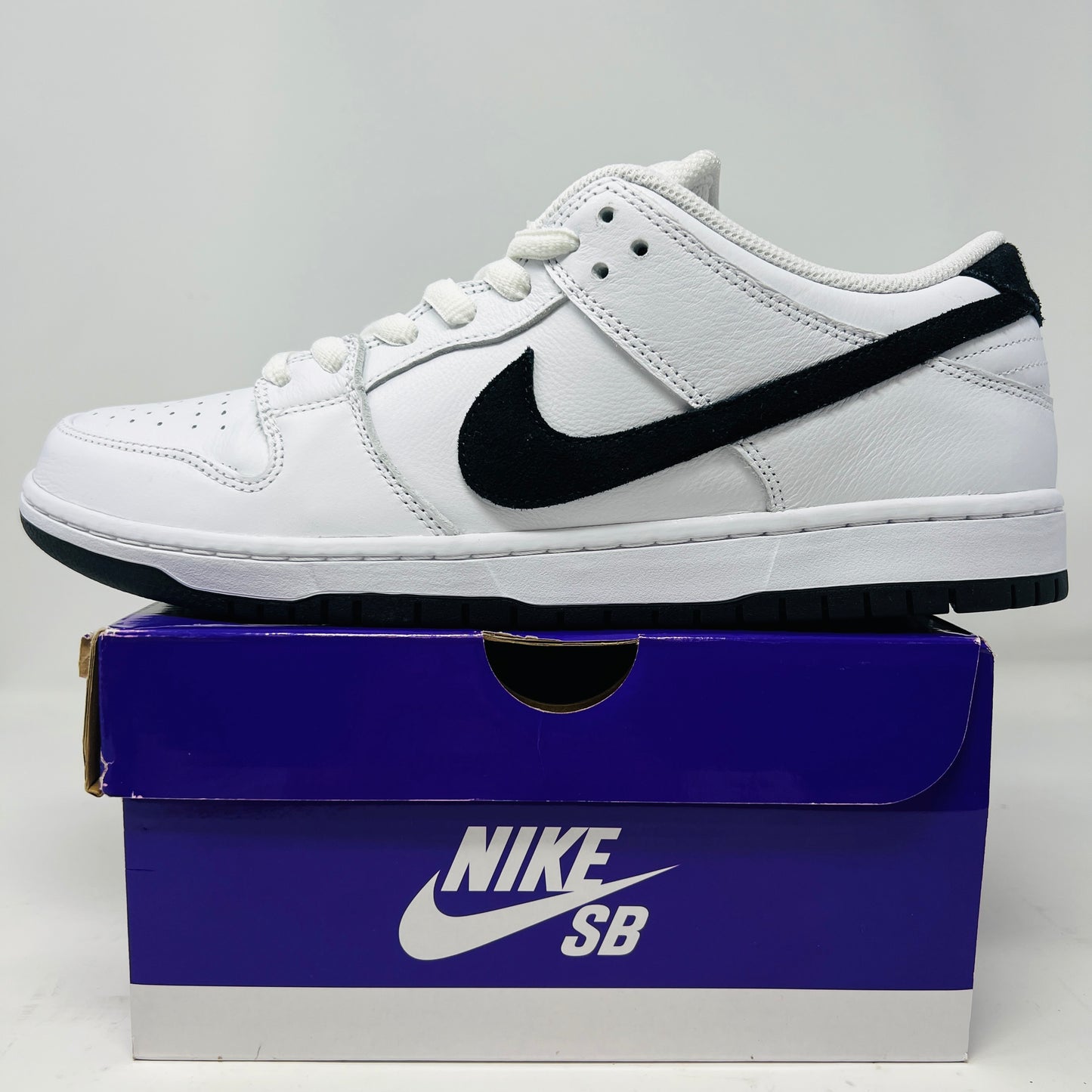 Nike SB Dunk Low White Black