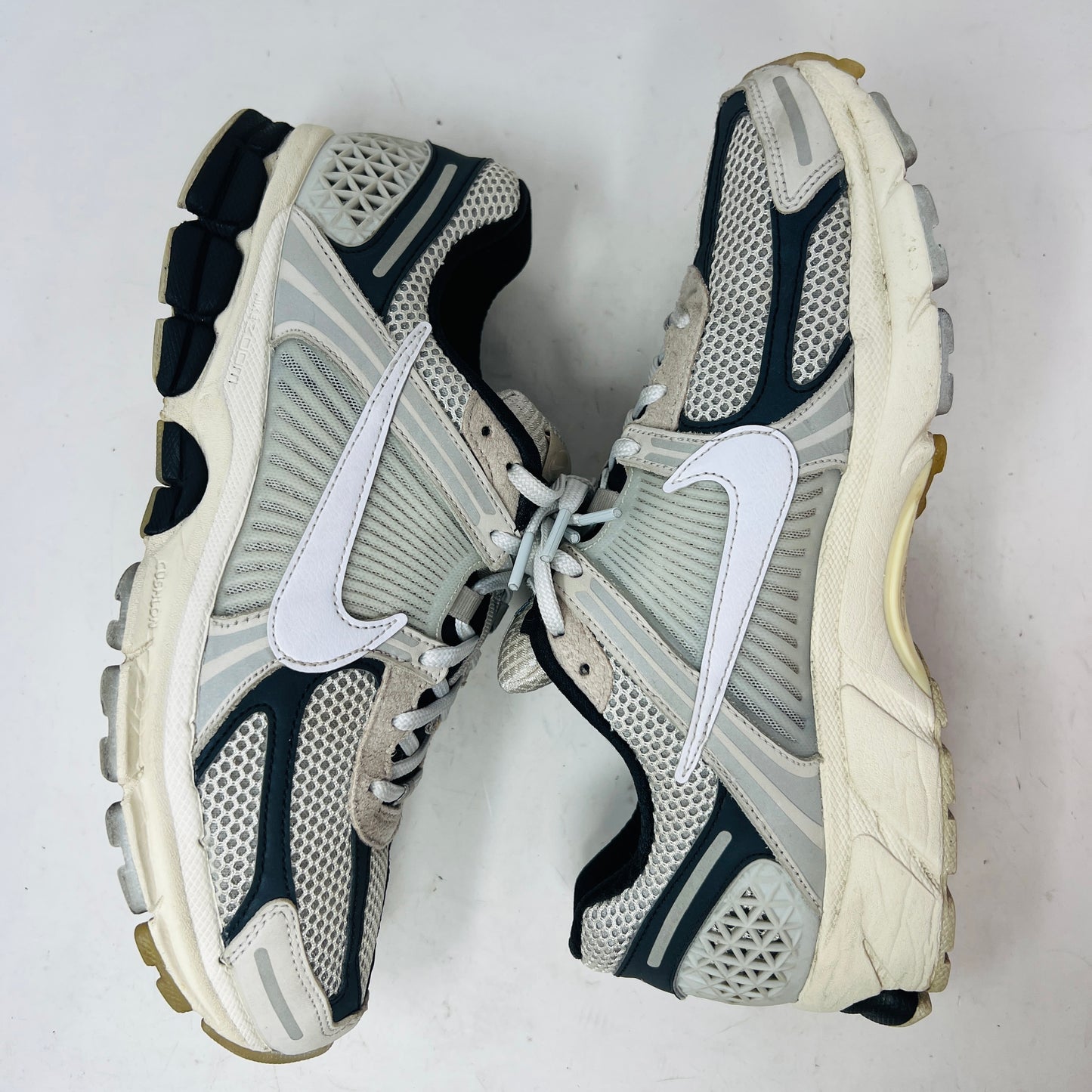 Nike Zoom Vomero 5 Supersonic Light Bone Black