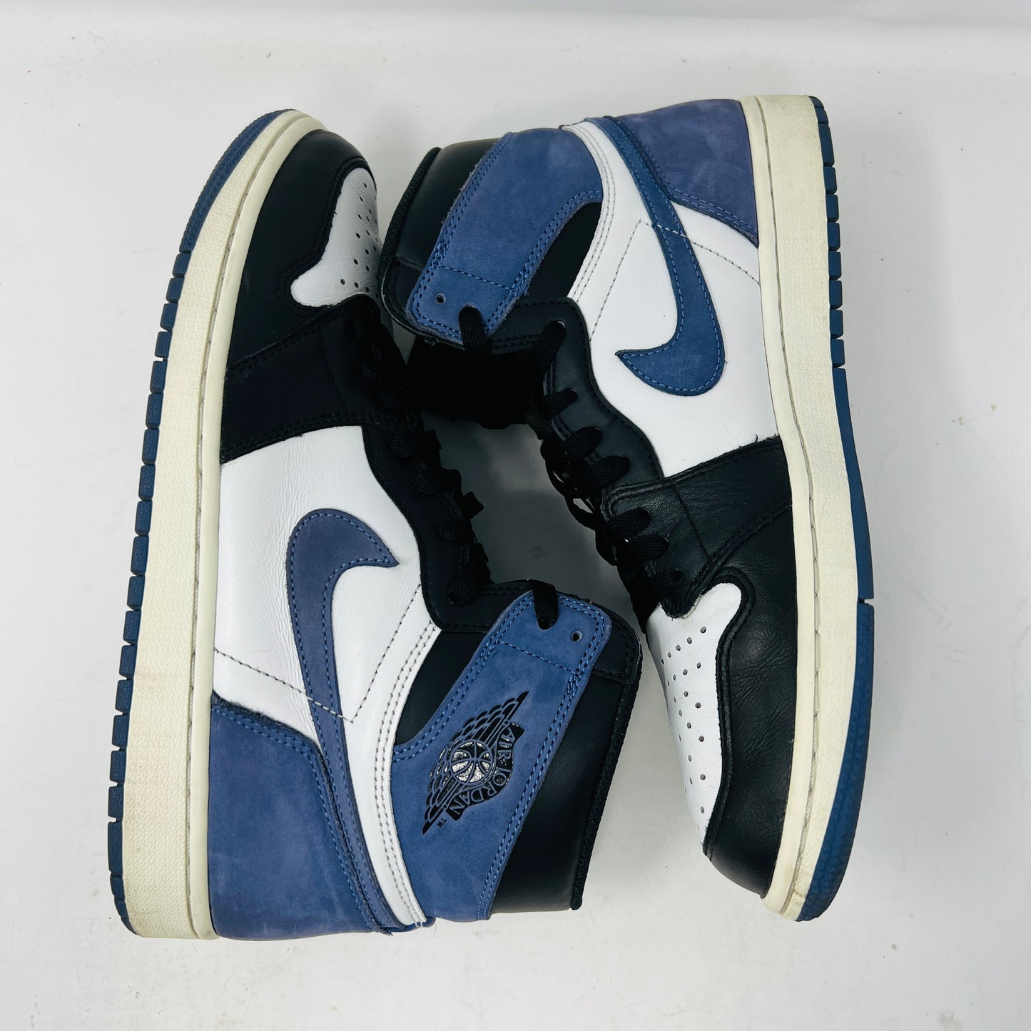 Jordan 1 Retro High Blue Moon