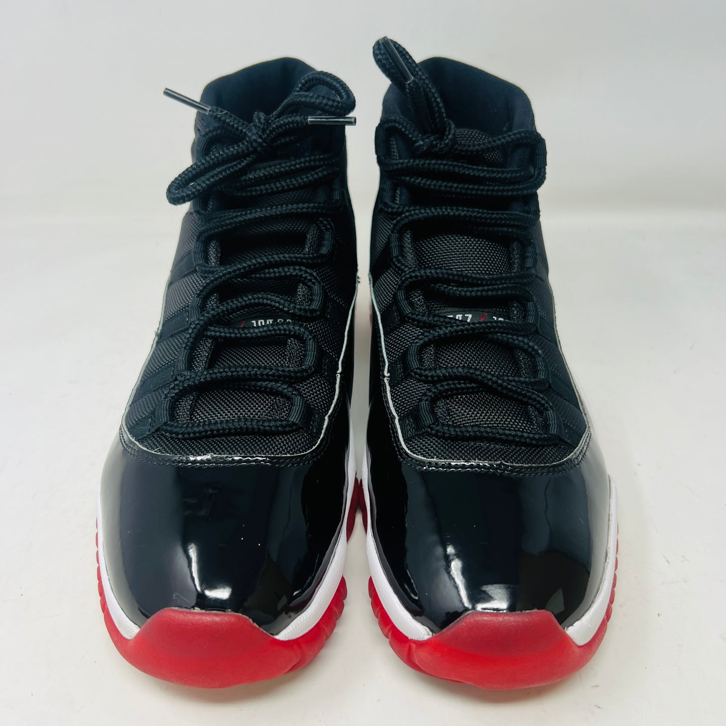 Jordan 11 Retro Playoffs Bred (2019)