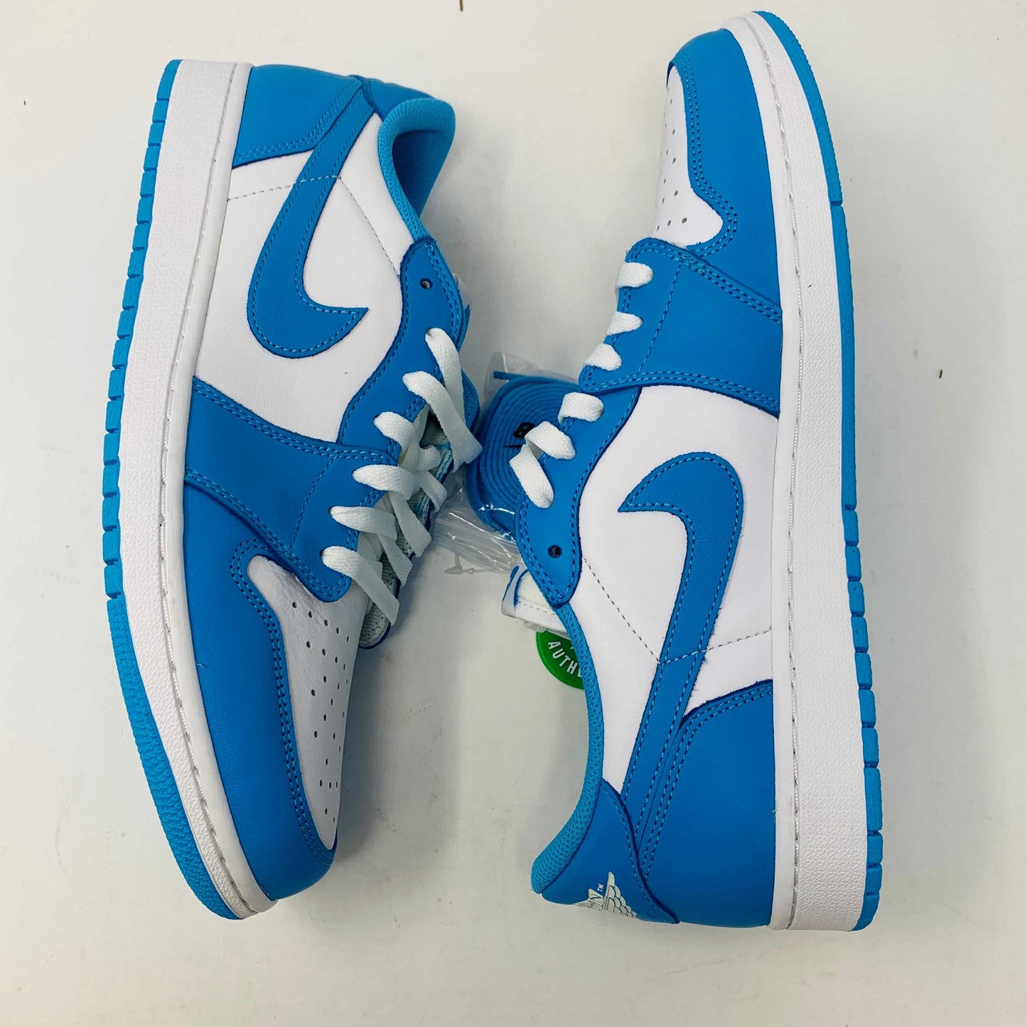 Jordan 1 Low SB UNC