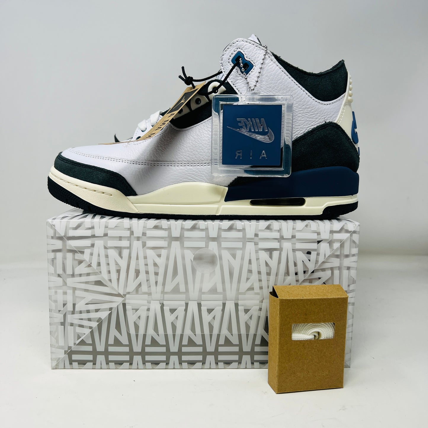 Jordan 3 Retro OG SP A Ma Maniére Diffused Blue