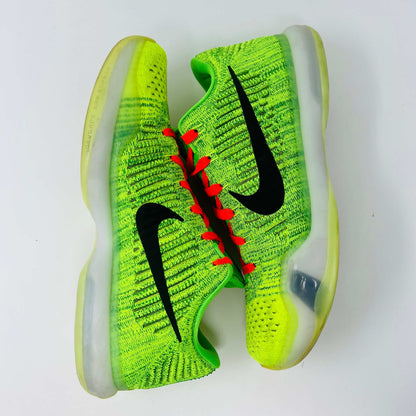 KOBE X NIKE ID GRINCH sneakers, size 9.5, clean uppers and soles, 2018 edition.