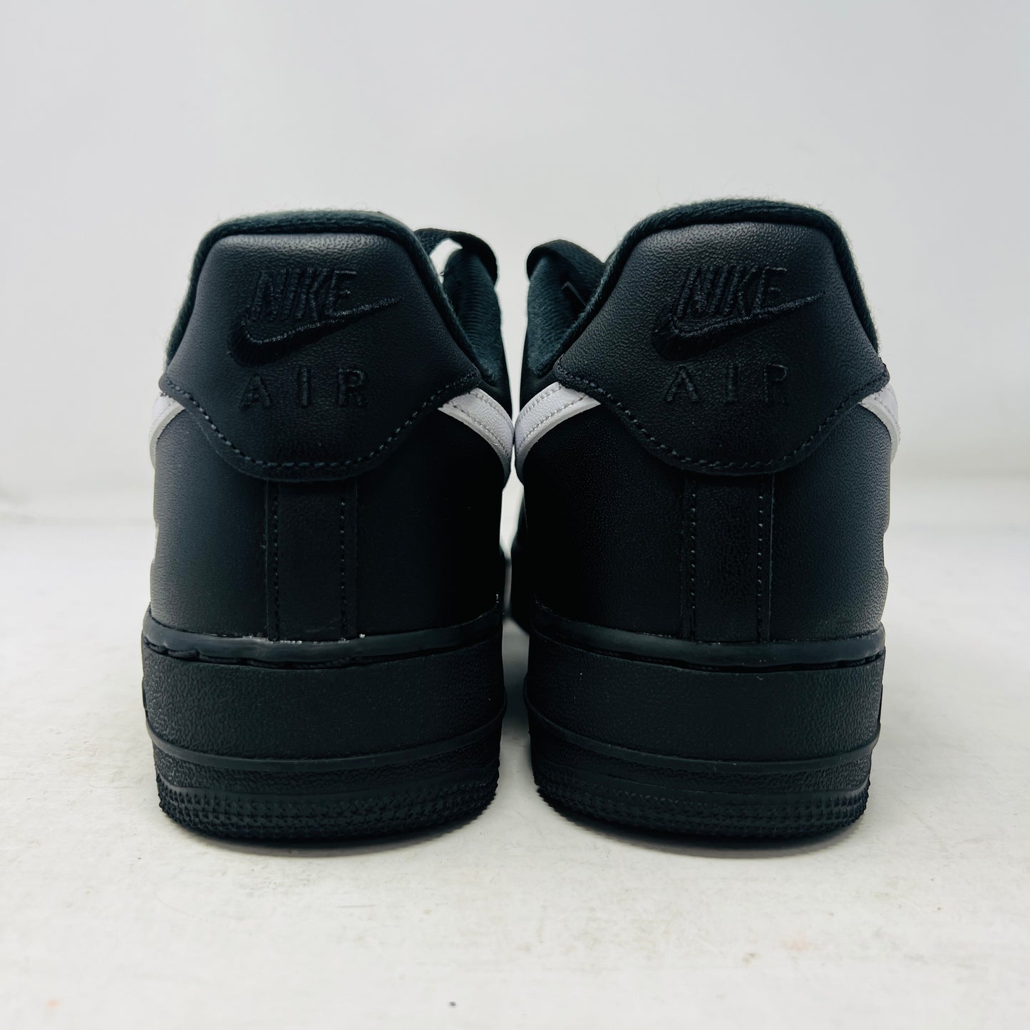 Nike Air Force 1 Low Supreme Black White