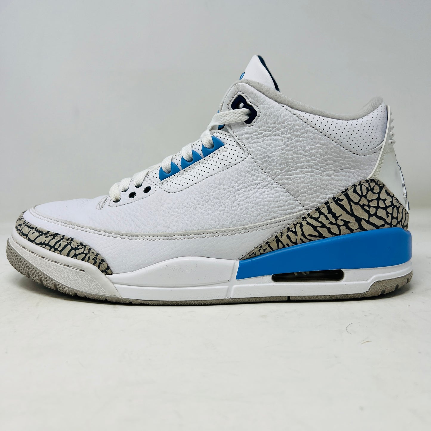 Jordan 3 Retro UNC (2020)