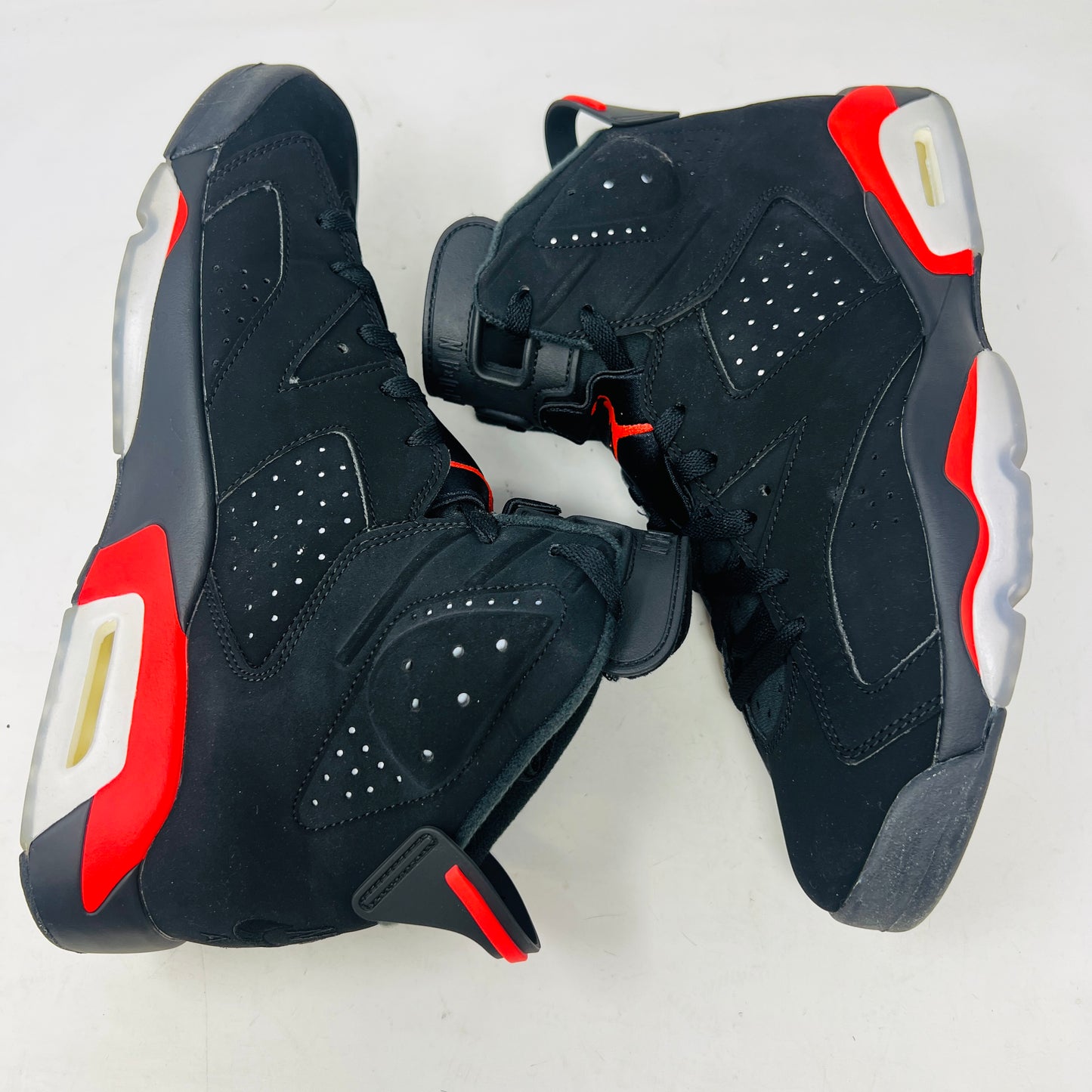 Jordan 6 Retro Black Infrared (2019)