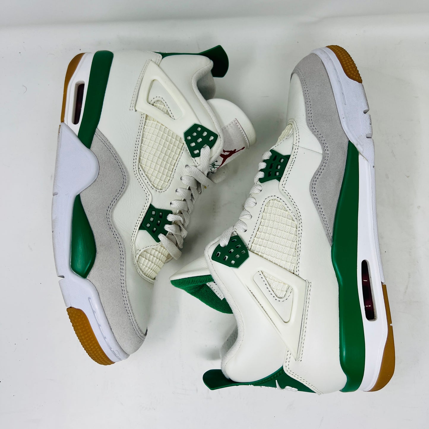 Jordan 4 Retro SB Pine Green