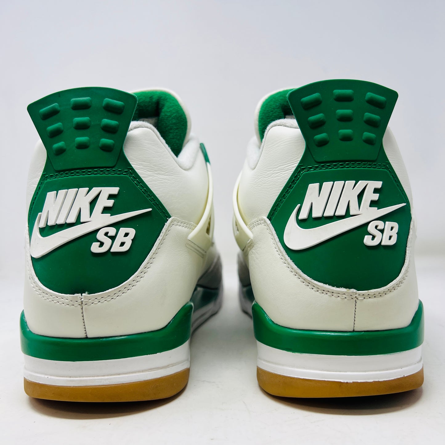 Jordan 4 Retro SB Pine Green