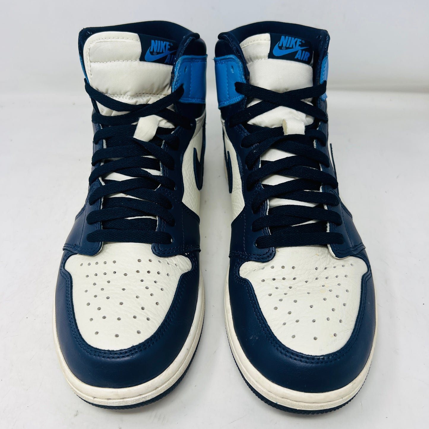 Jordan 1 Retro High Obsidian