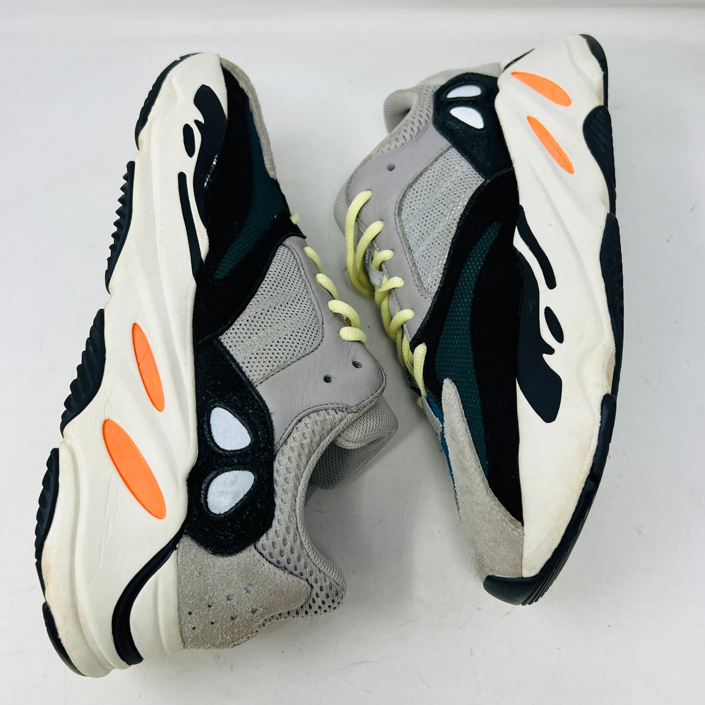 adidas Yeezy Boost 700 Wave Runner
