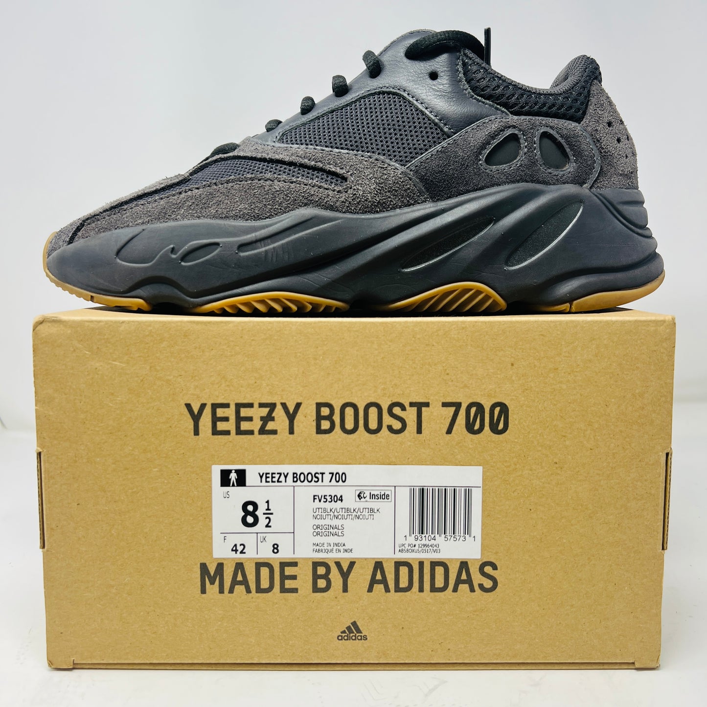 adidas Yeezy Boost 700 Utility Black
