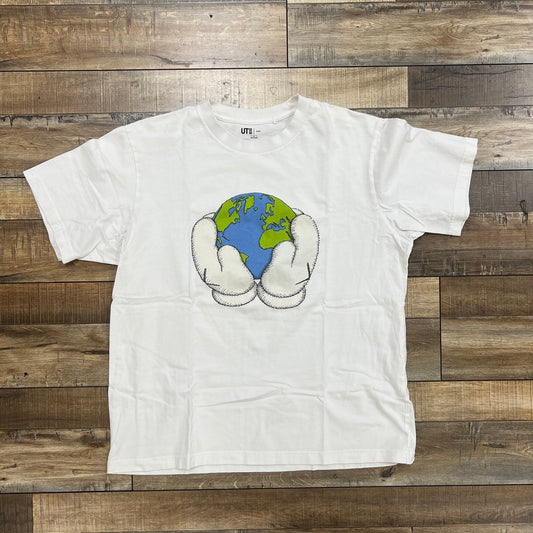 Kaws x Uniqlo Peace For All