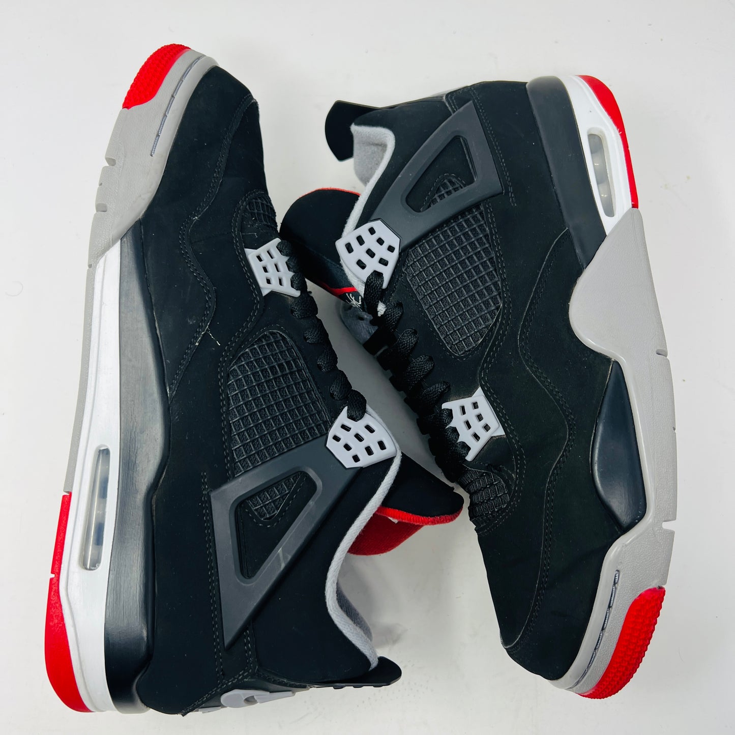 Jordan 4 Retro Bred (2019)
