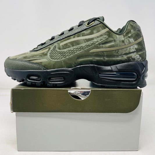 Nike Air Max 95 SP WORKSOUT sneaker in olive and black, new condition on box.