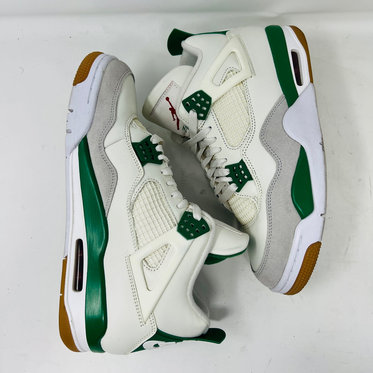 Jordan 4 Retro SB Pine Green