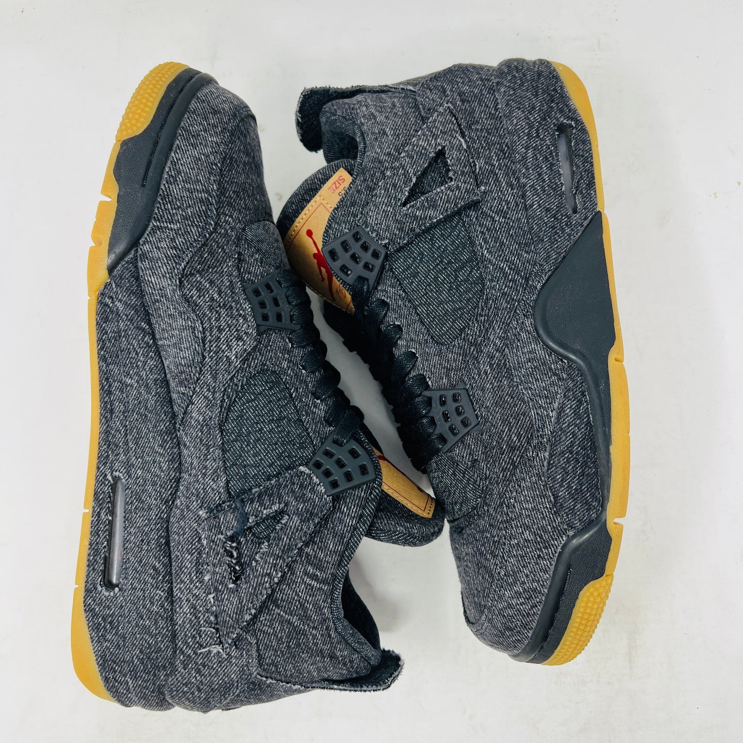 Jordan 4 Retro Levi's Black (Levi's Tag)