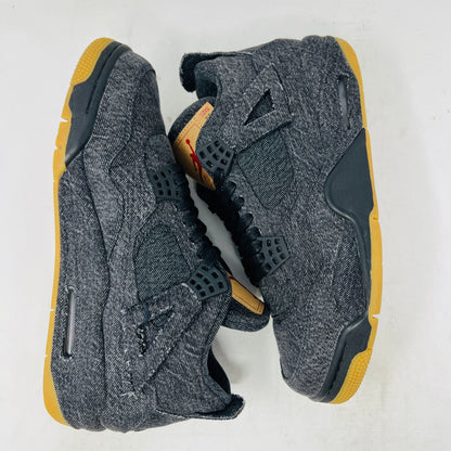 Jordan 4 Retro Levi's Black (Levi's Tag)