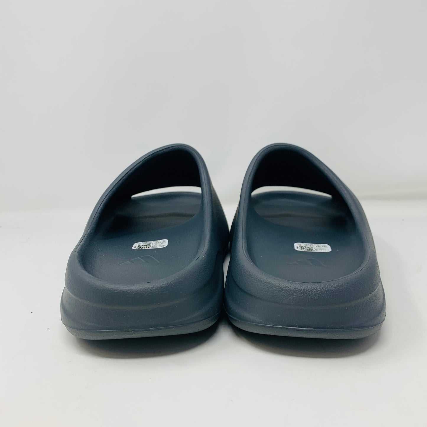 Yeezy Slide Slate Grey